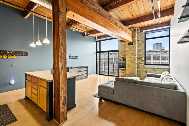 $299,000 | 200 South Water Street, Unit 307, Milwaukee, WI 53204