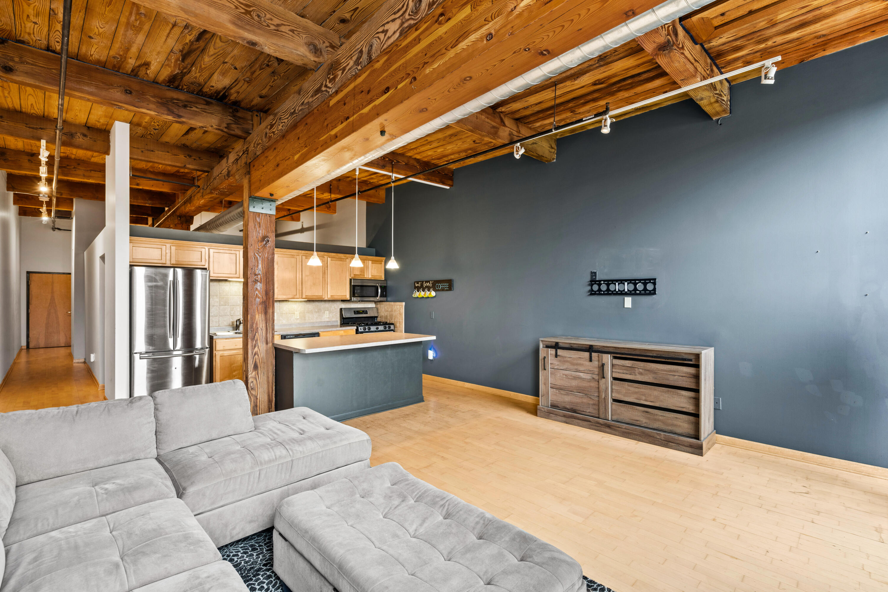 200 South Water Street, Unit 307 Milwaukee, WI 53204 - Photo 5 of 19 Living/Kitchen