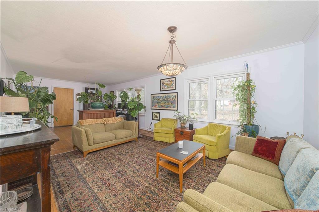 1139 Kentmere Road Greensboro, NC 27406 - Photo 3 of 24