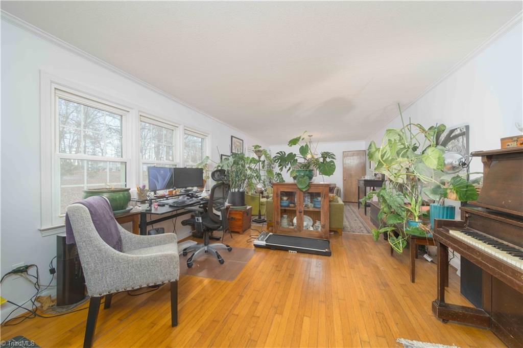 1139 Kentmere Road Greensboro, NC 27406 - Photo 9 of 24