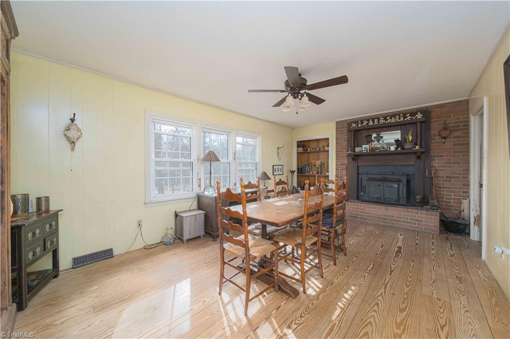 1139 Kentmere Road Greensboro, NC 27406 - Photo 10 of 24