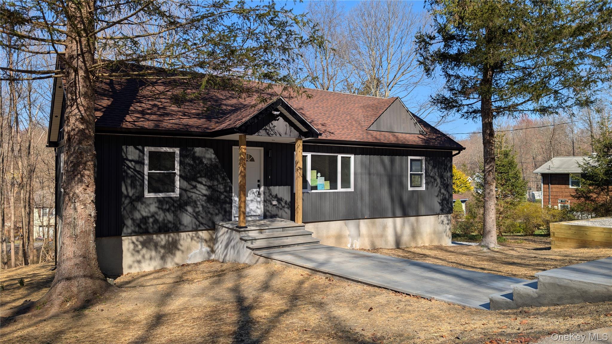 9 Park Road Carmel, NY 10512 - Photo 3 of 46