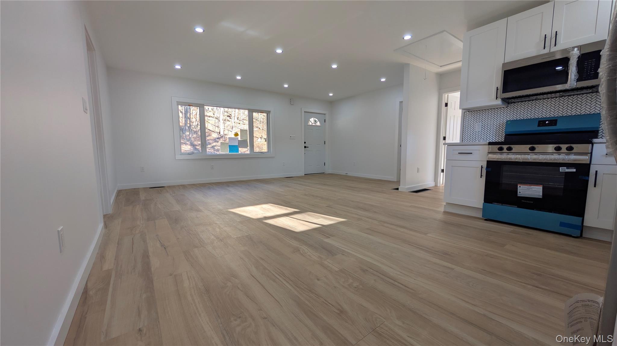 9 Park Road Carmel, NY 10512 - Photo 7 of 46