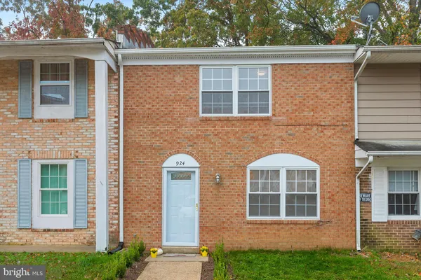 $1,875 | 924 Bellows Avenue, Fredericksburg, VA 22405