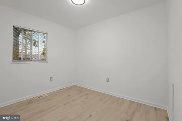 $1,875 | 924 Bellows Avenue, Fredericksburg, VA 22405