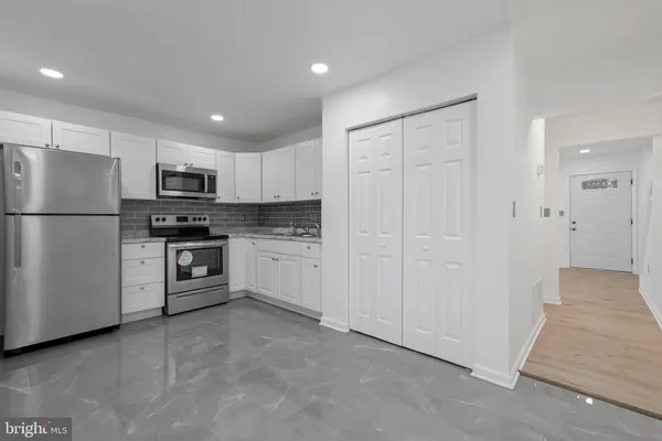 $1,875 | 924 Bellows Avenue, Fredericksburg, VA 22405