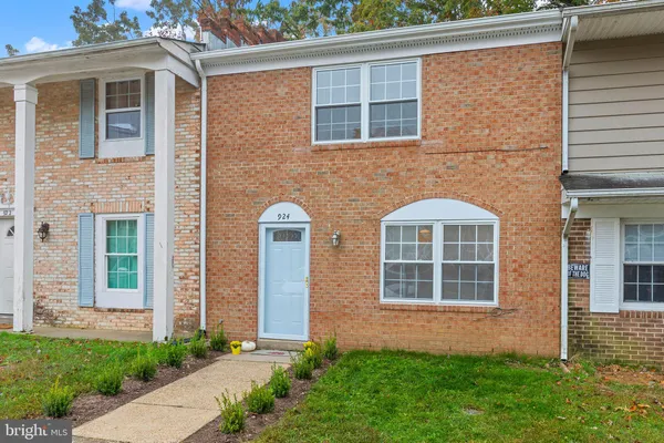 $1,875 | 924 Bellows Avenue, Fredericksburg, VA 22405