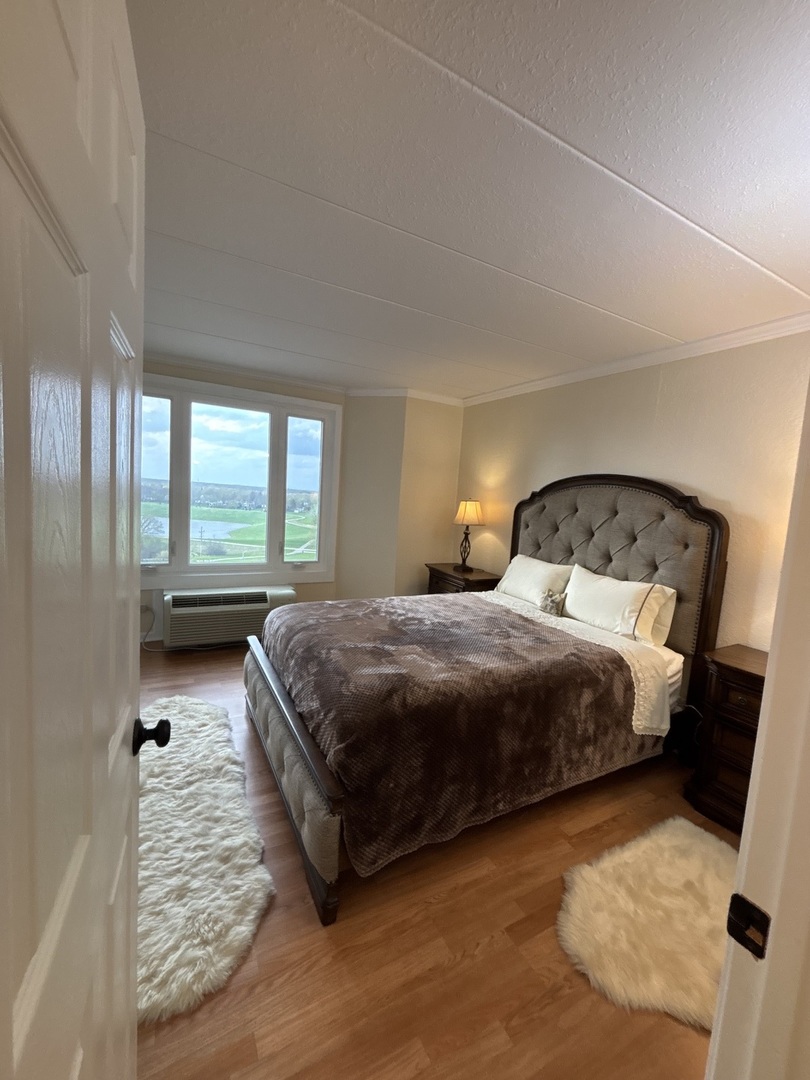 1 Renaissance Place, Unit 912 Palatine, IL 60067 - Photo 14 of 23