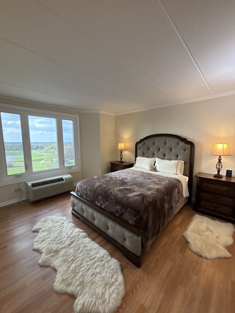 1 Renaissance Place, Unit 912 Palatine, IL 60067 - Photo 16 of 23