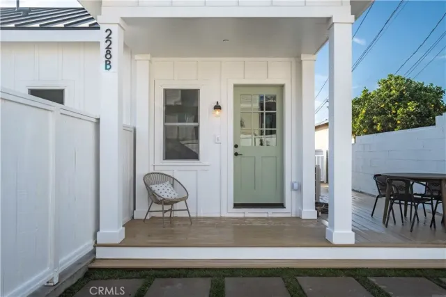 $1,475,000 | 228 Arena Street, Unit B, El Segundo, CA 90245