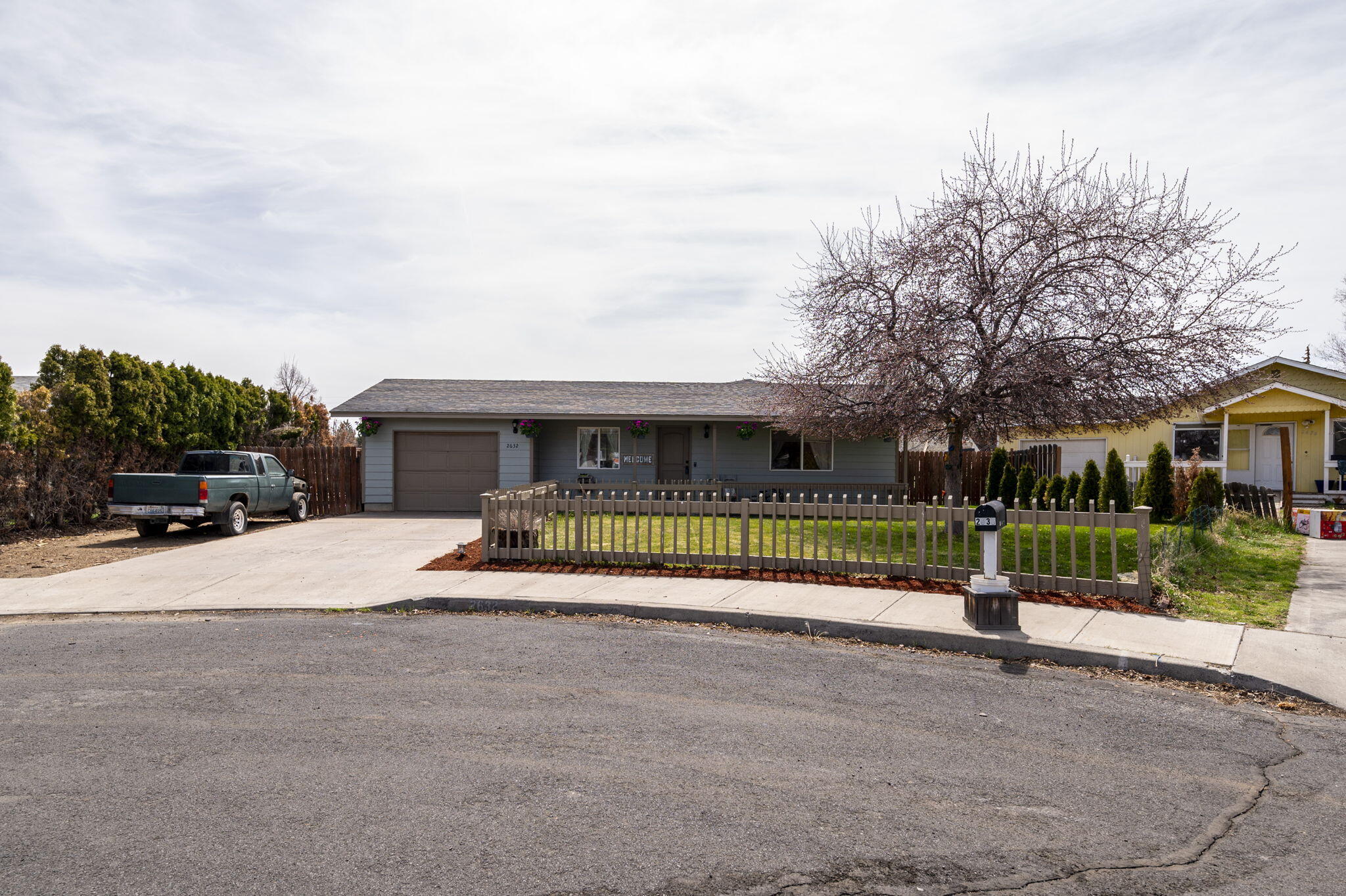 2632 Southwest Fissure Loop Redmond, OR 97756 - Photo 24 of 28 25-web-or-mls-2632 SW Fissure Loop-25