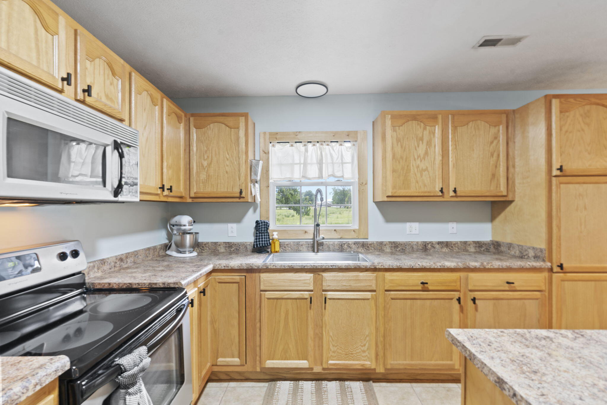 525 Tabor Road Jeffersonville, KY 40337 - Photo 20 of 44 27-web-or-mls-Copy of DSC09843
