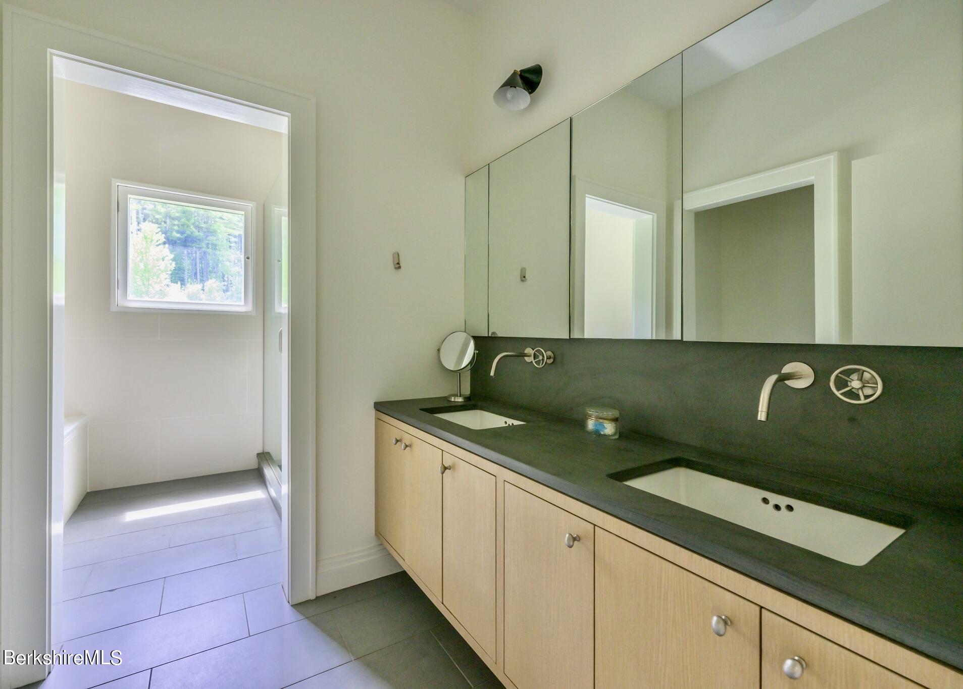 403 South Undermountain Road Sheffield, MA 01257 - Photo 23 of 46 Primary Bathroom