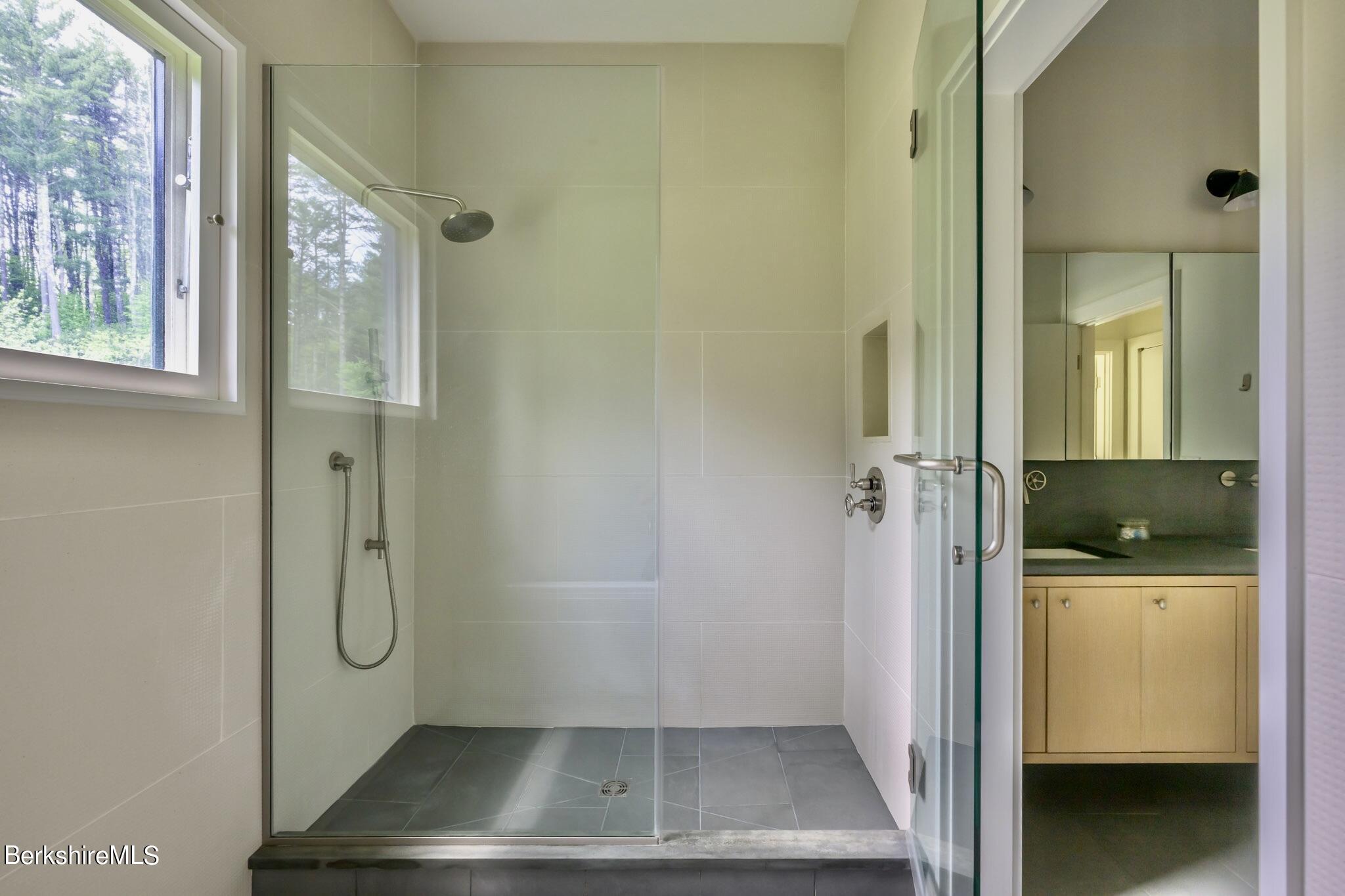 403 South Undermountain Road Sheffield, MA 01257 - Photo 24 of 46 Primary Bathroom