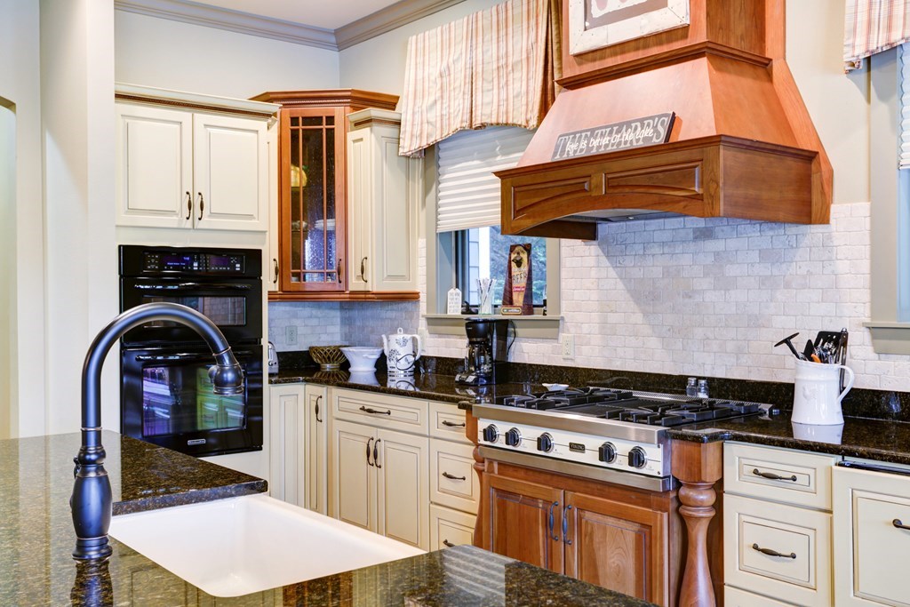2373 Herman Drake Road Young Harris, GA 30582 - Photo 9 of 63 Gallery Image 9