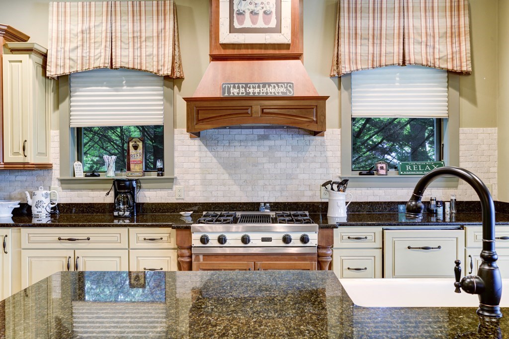 2373 Herman Drake Road Young Harris, GA 30582 - Photo 10 of 63 Gallery Image 10
