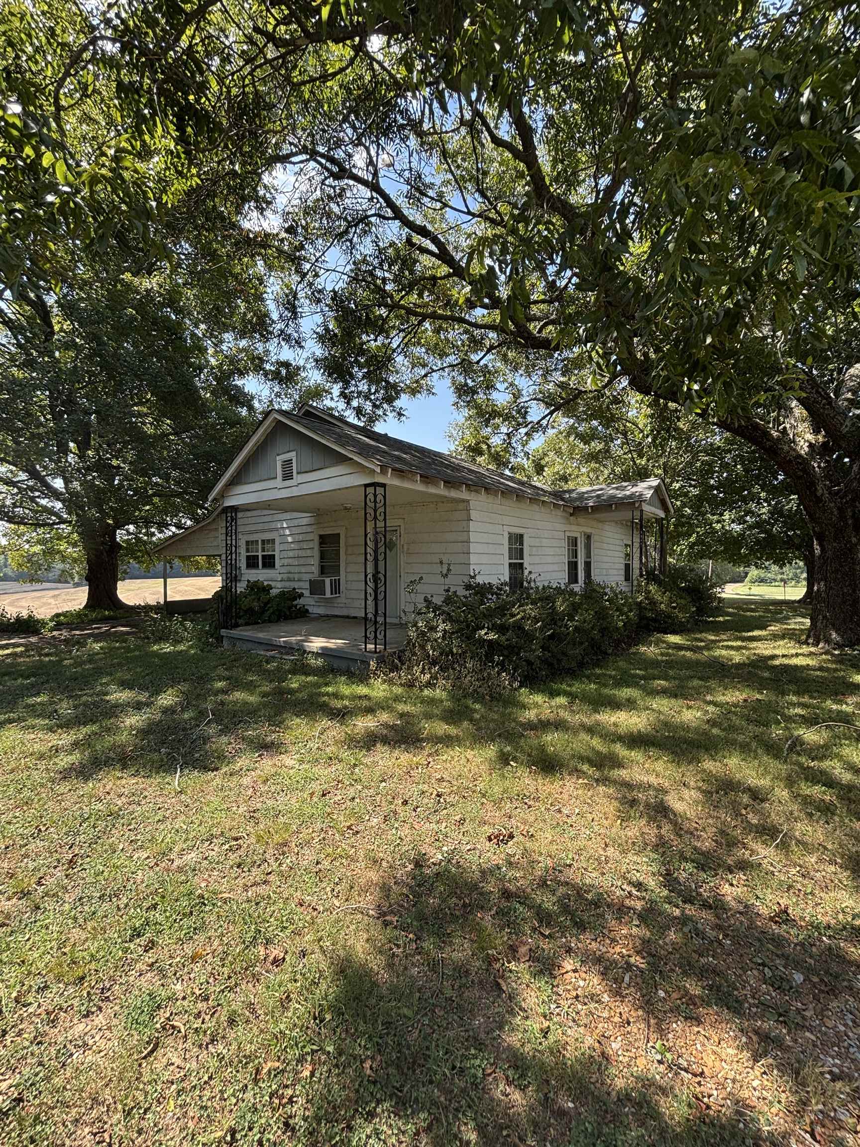 181 Deen Road Brighton, TN 38011 - Photo 3 of 16 View of front of house featuring a front yard and a patio