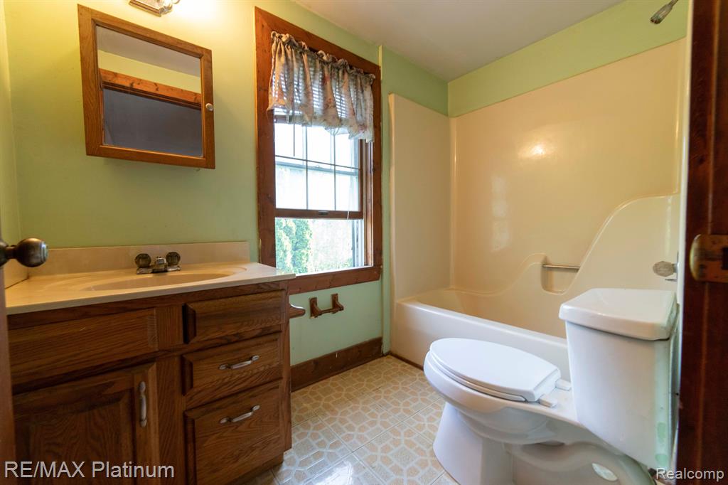 10076 Gordon Road Fenton, MI 48430 - Photo 31 of 67