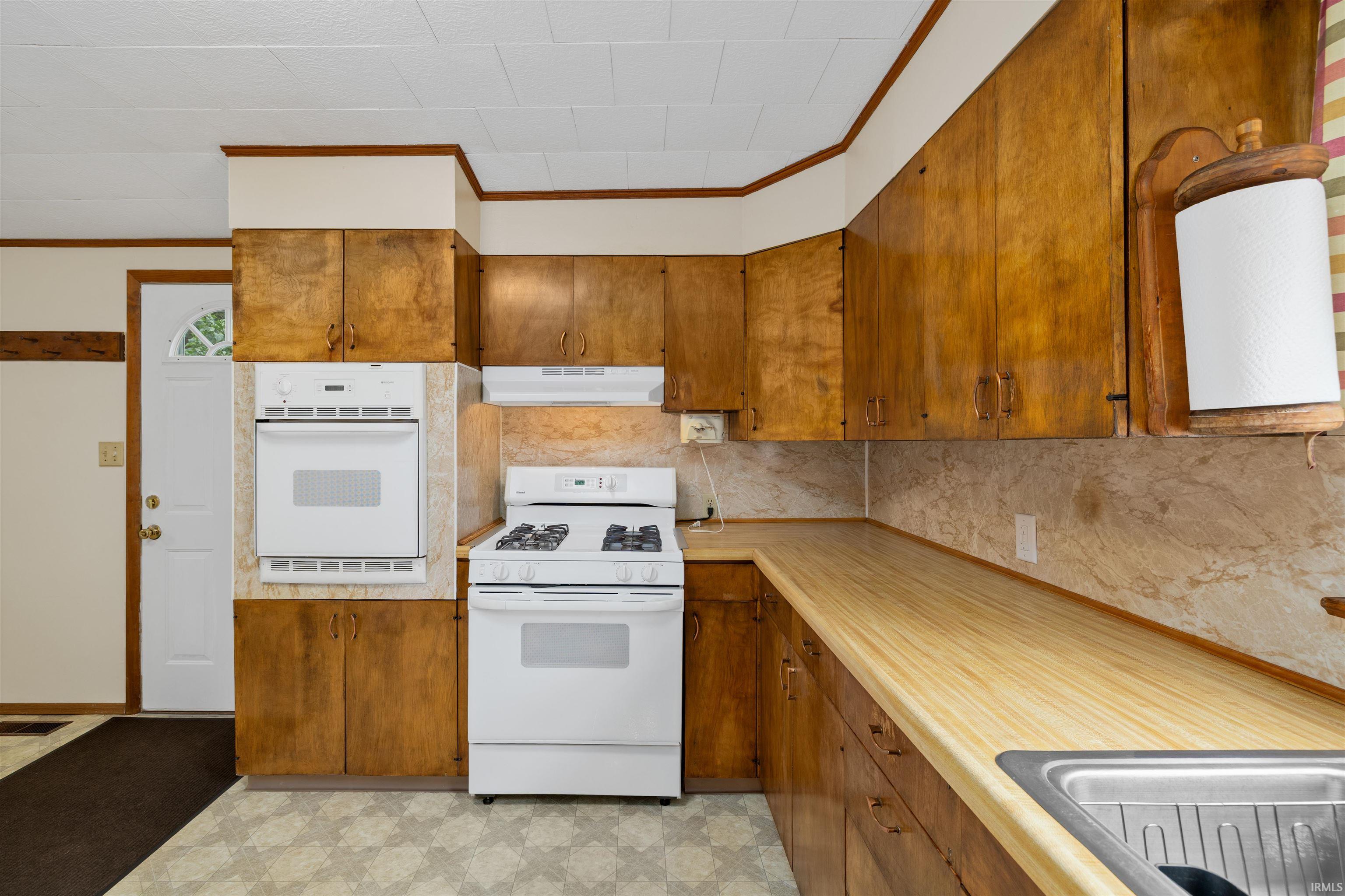 4380 South 1175 East Hudson, IN 46747 - Photo 13 of 36