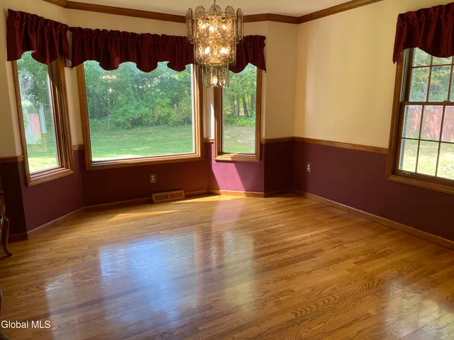 $3,500 | 8 Timberwick Drive, Halfmoon, NY 12065