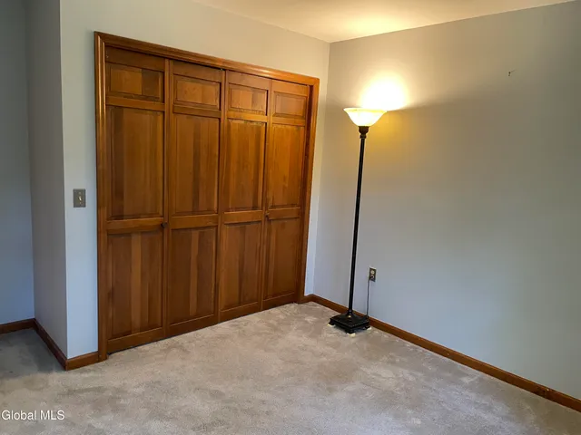 $3,500 | 8 Timberwick Drive, Halfmoon, NY 12065