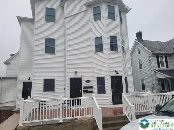 $1,800 | 2006 Washington Avenue, Unit 5, Northampton, PA 18067