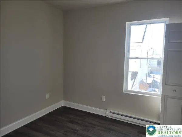 $1,800 | 2006 Washington Avenue, Unit 5, Northampton, PA 18067