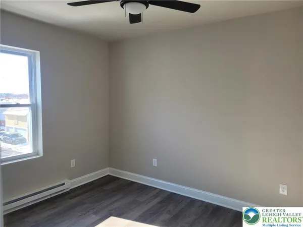 $1,800 | 2006 Washington Avenue, Unit 5, Northampton, PA 18067