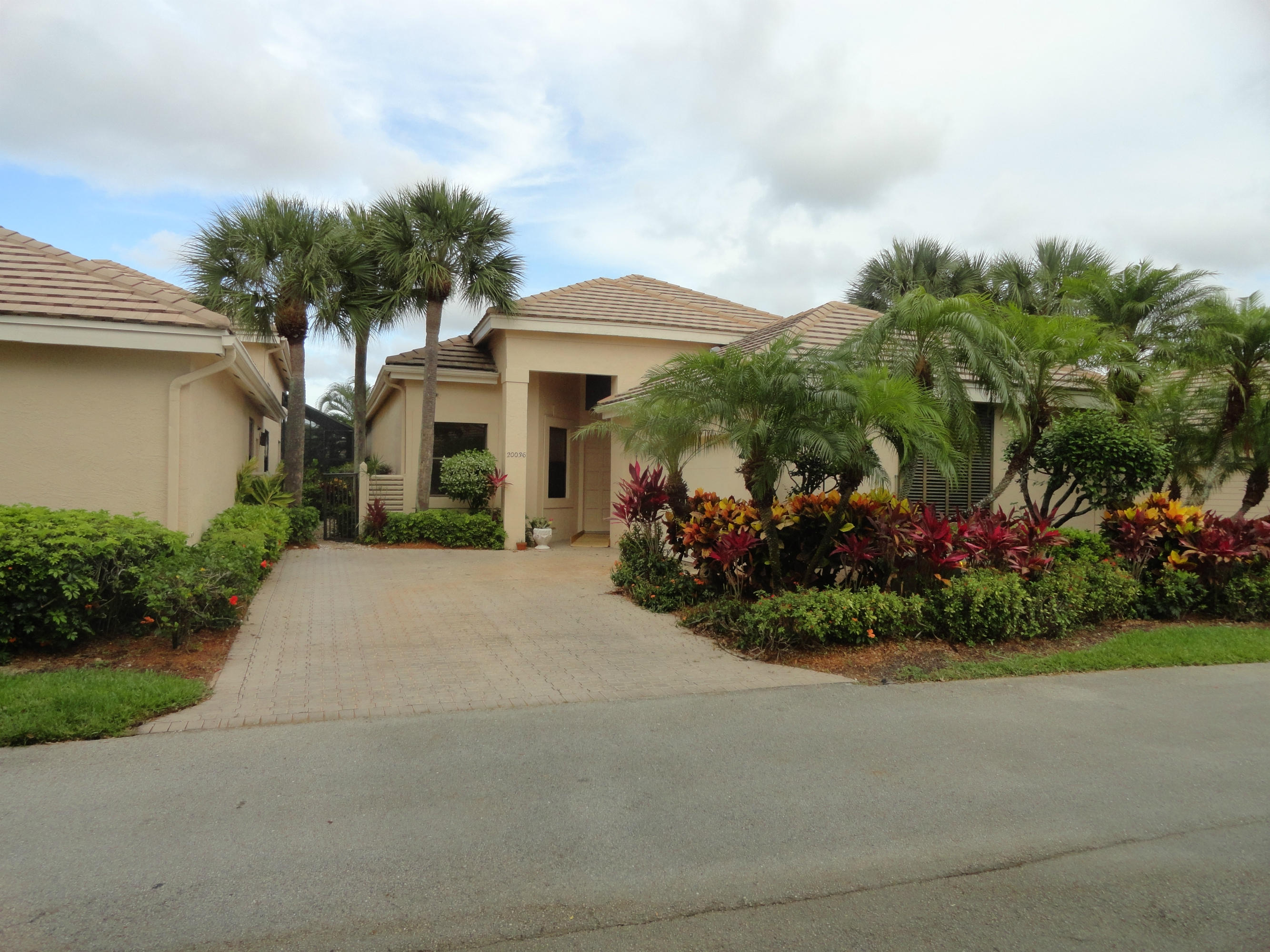 20036 Waters Edge Circle Boca Raton, FL 33434 - Photo 1 of 25 EXTERIOR FRONT