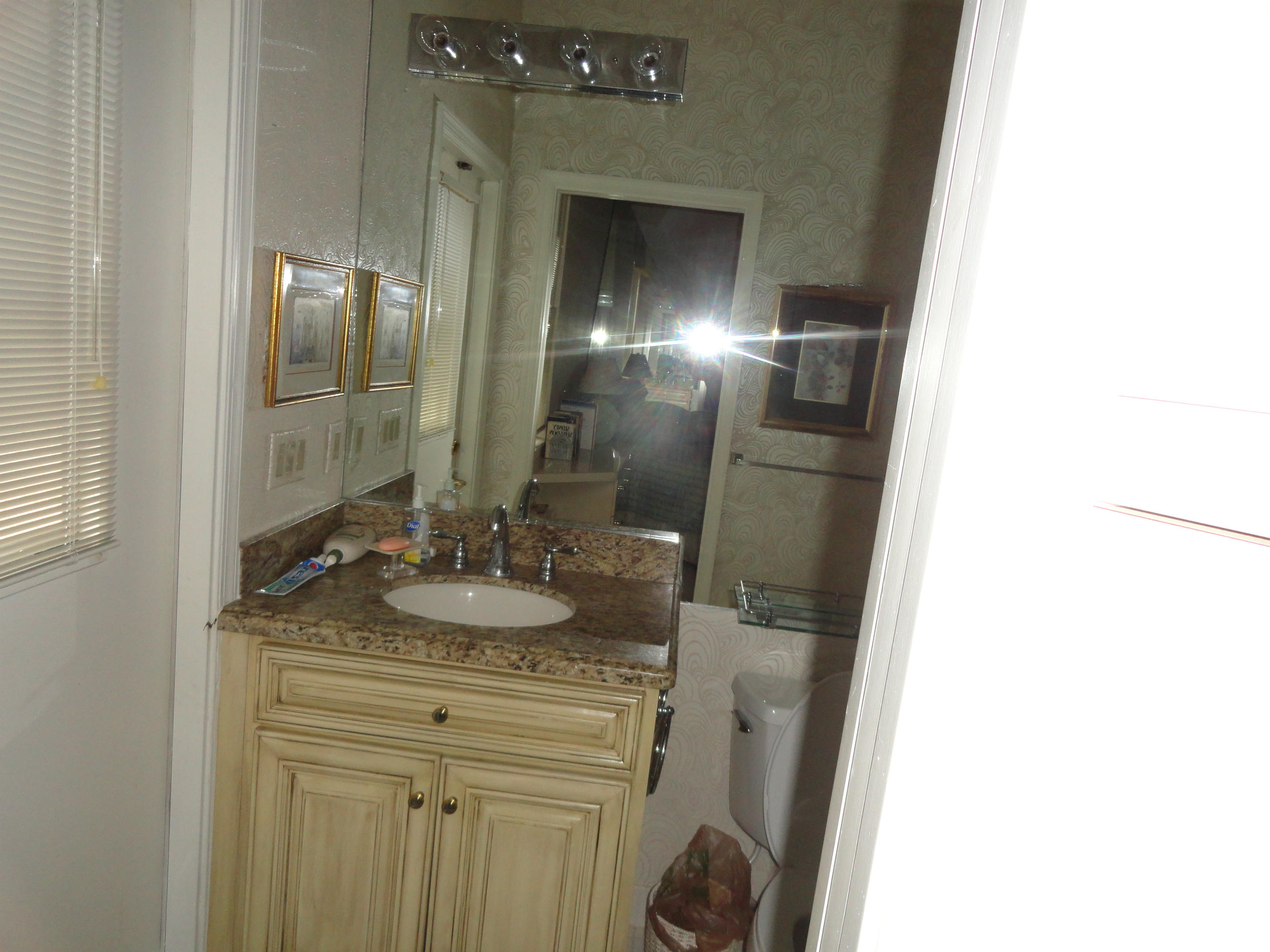 20036 Waters Edge Circle Boca Raton, FL 33434 - Photo 23 of 25 we 024