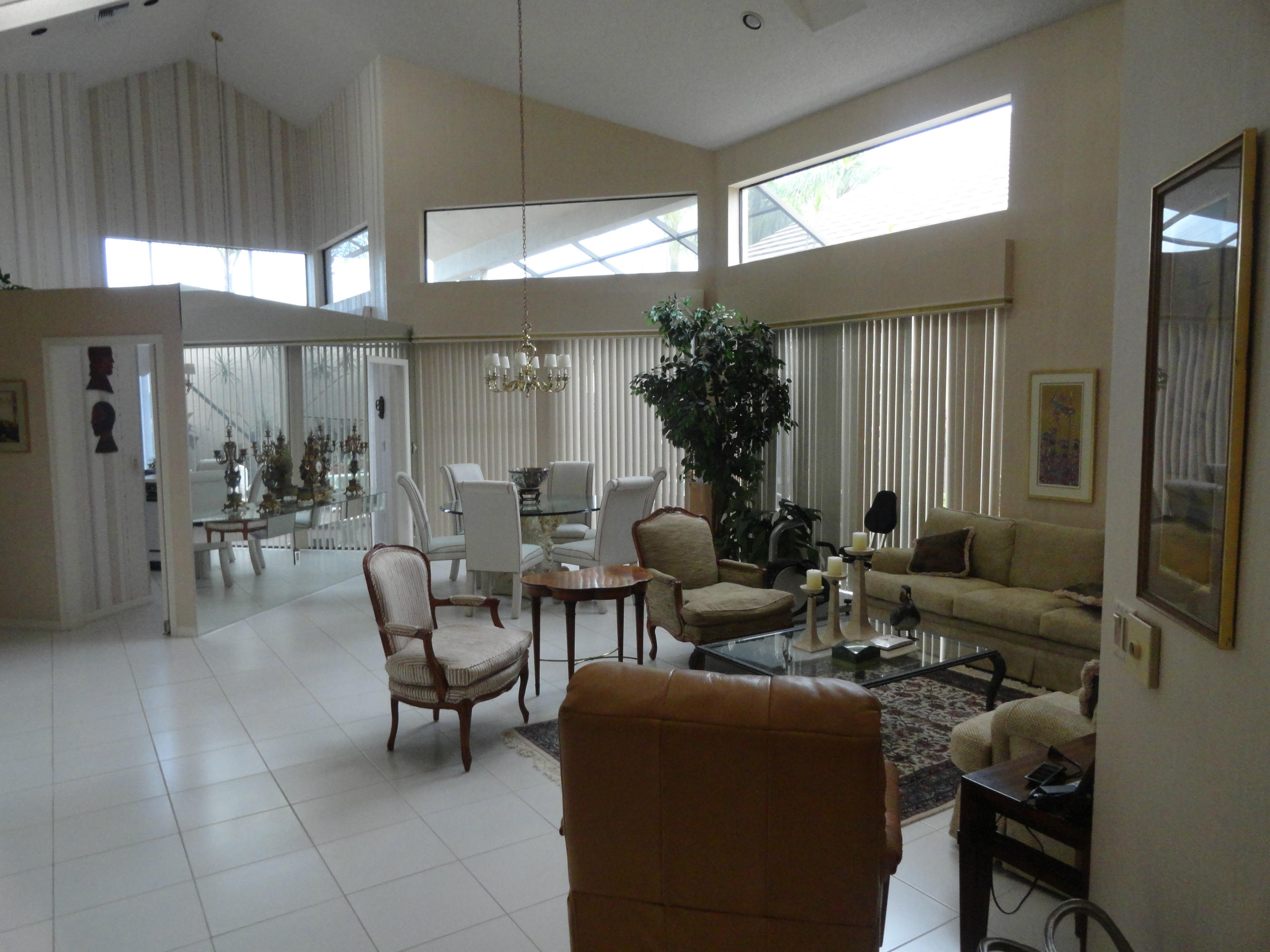 20036 Waters Edge Circle Boca Raton, FL 33434 - Photo 5 of 25 LIVING AREA