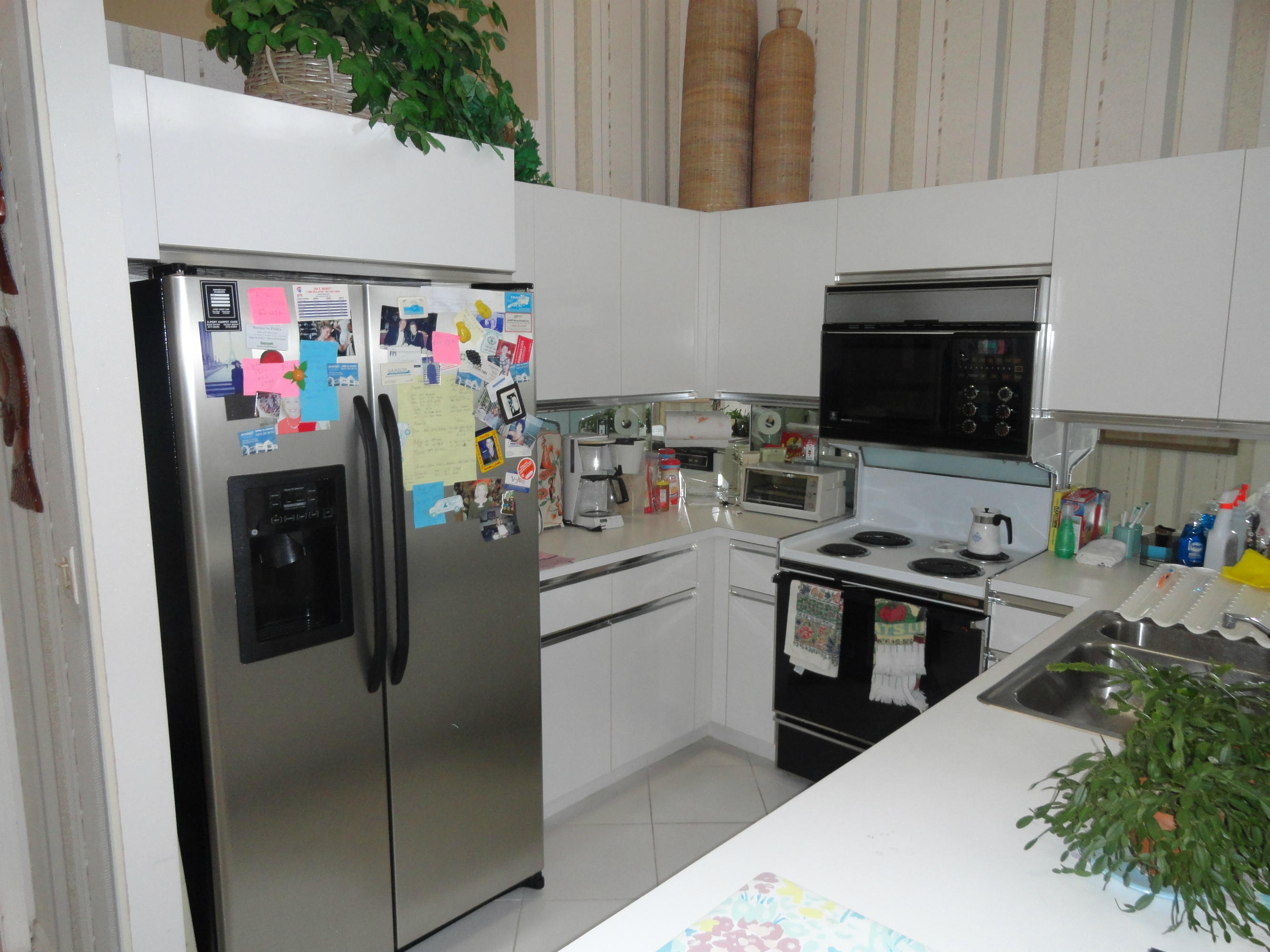 20036 Waters Edge Circle Boca Raton, FL 33434 - Photo 9 of 25 KITCHEN