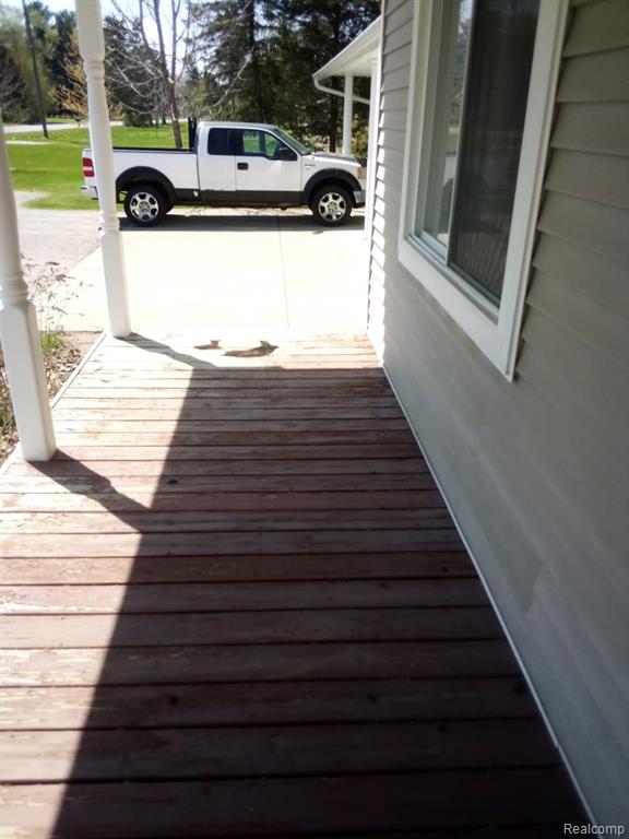 5255 North Seymour Road Flushing, MI 48433 - Photo 8 of 44