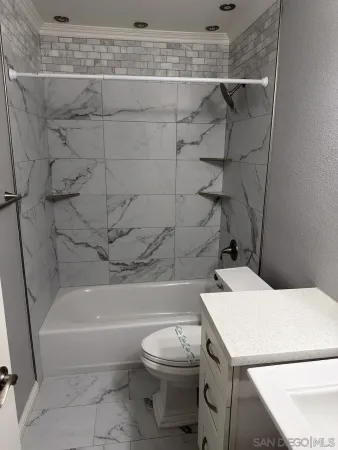 $3,195 | 8119 Paradise Valley Court, Spring Valley, CA 91977