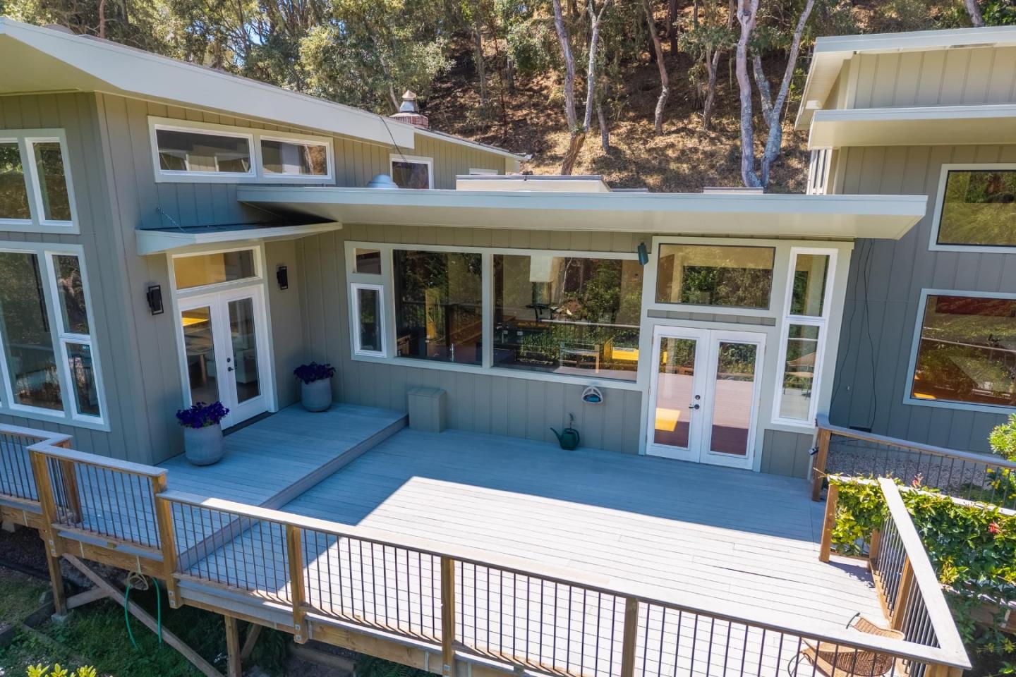 568 Aguajito Road Carmel, CA 93923 - Photo 8 of 60 Gallery Image 8