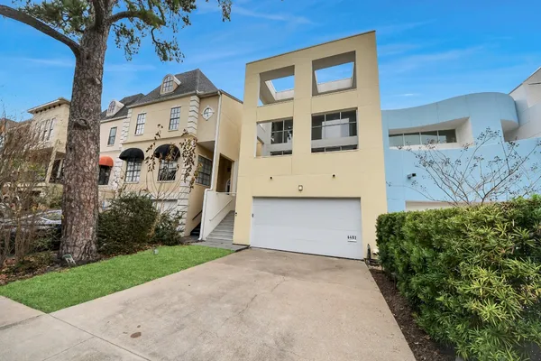 $750,000 | 6402 Taggart Street, Houston, TX 77007
