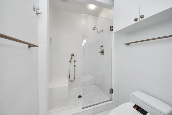 $750,000 | 6402 Taggart Street, Houston, TX 77007
