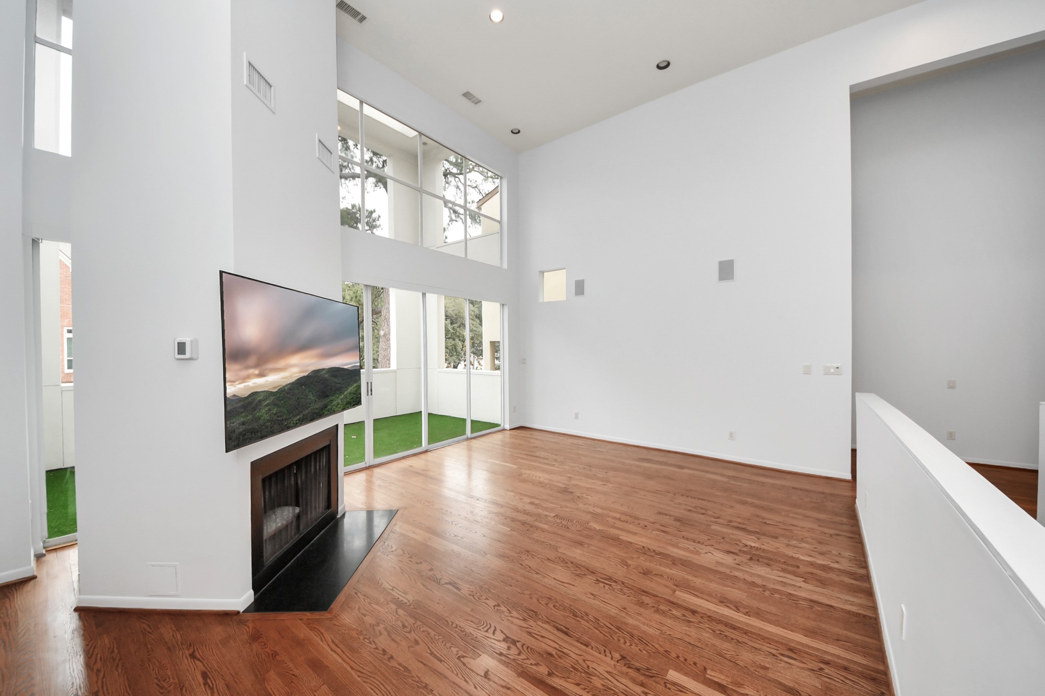 6402 Taggart Street Houston, TX 77007 - Photo 5 of 33