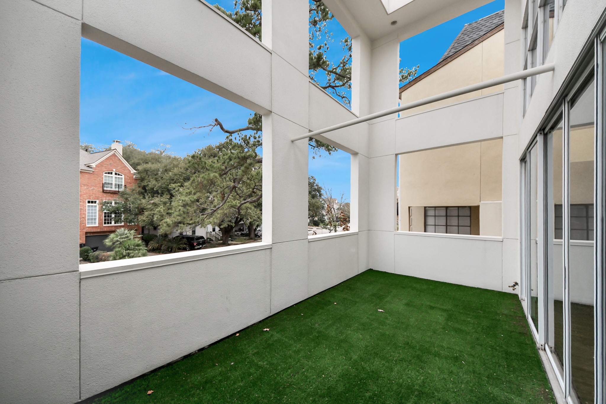 6402 Taggart Street Houston, TX 77007 - Photo 6 of 33