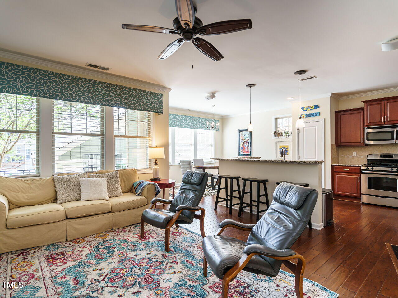 1548 Crafton Way Raleigh, NC 27607 - Photo 9 of 30 Living Room