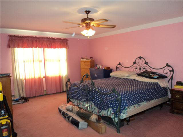 343 Ida Maybee Road Monroe, MI 48161 - Photo 12 of 20 20356470-11.JPG
