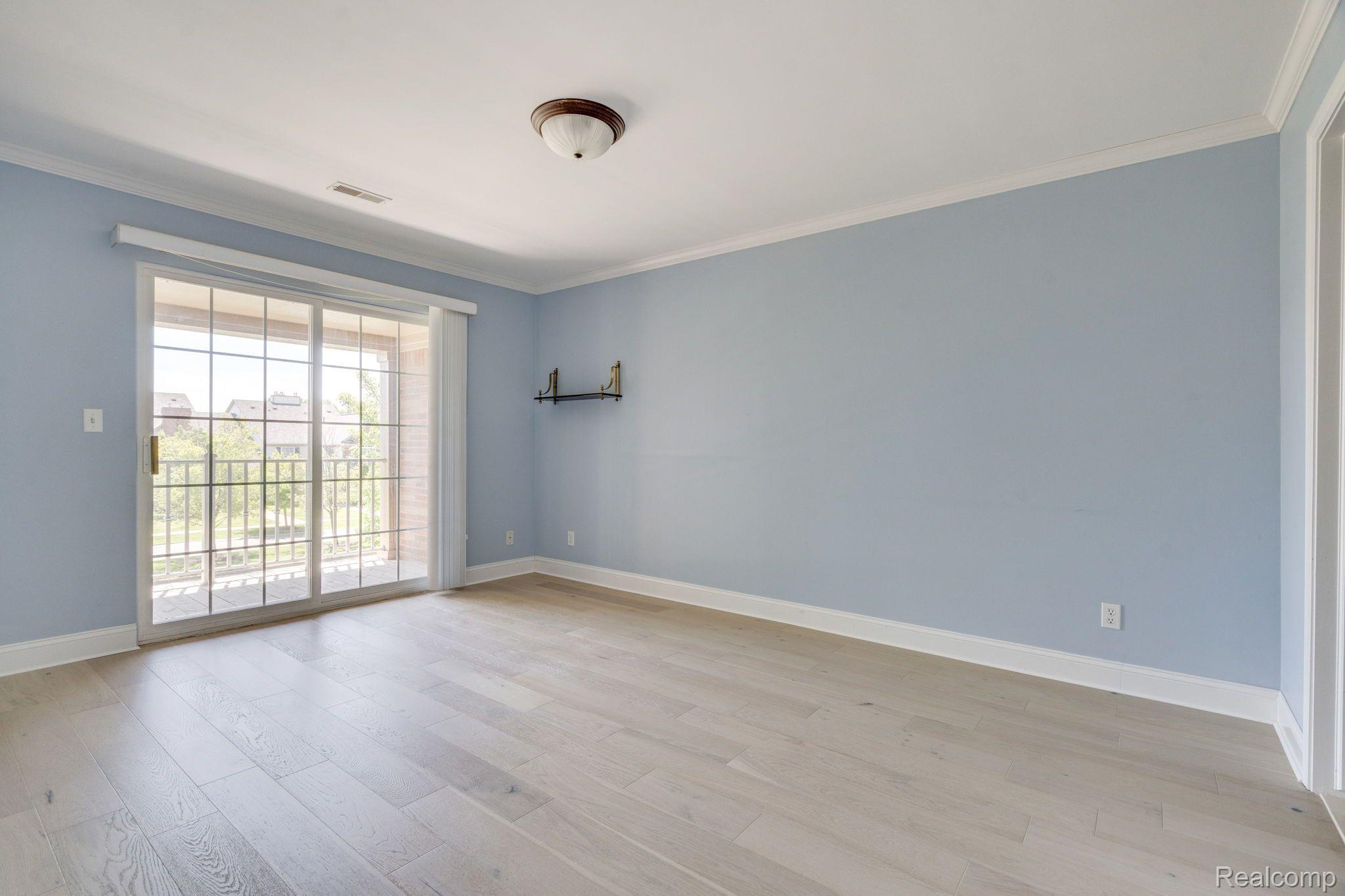 3570 Oakmonte Boulevard, Unit 100 Rochester, MI 48306 - Photo 18 of 29 Gallery Image 18