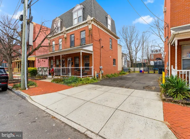 $365,000 | 576 Washington Street, Camden, NJ 08103