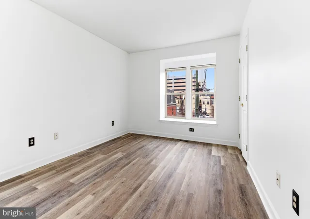 $365,000 | 576 Washington Street, Camden, NJ 08103