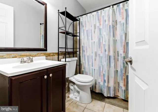 $365,000 | 576 Washington Street, Camden, NJ 08103