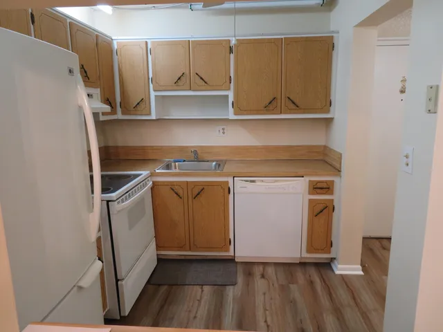 $1,500 | 9233 Southwest 8th Street, Unit 117, Boca Raton, FL 33428