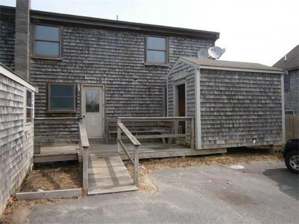 18 Miacomet Road, Unit C Nantucket, MA 02554 - Photo 2 of 14 Gallery Image 2