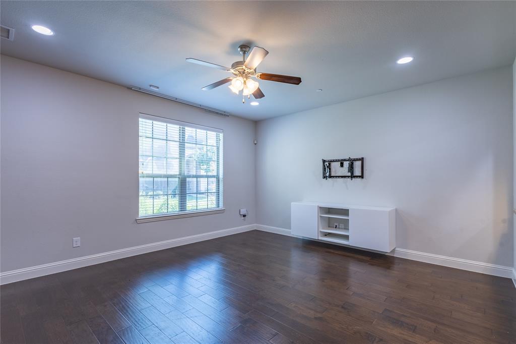 4658 H Rhett Lane Carrollton, TX 75010 - Photo 6 of 40