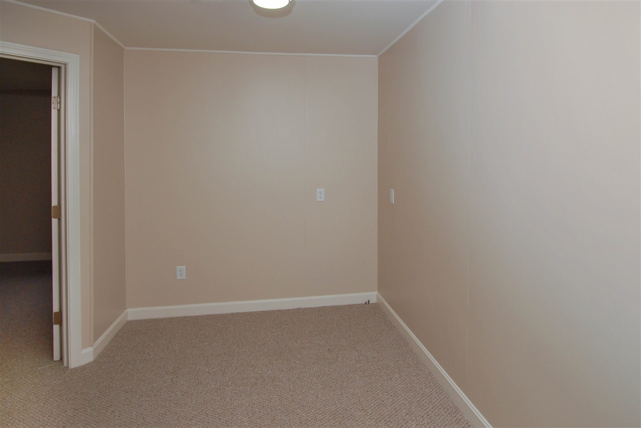 162 Hedding Road Epping, NH 03042 - Photo 26 of 40 Gallery Image 26