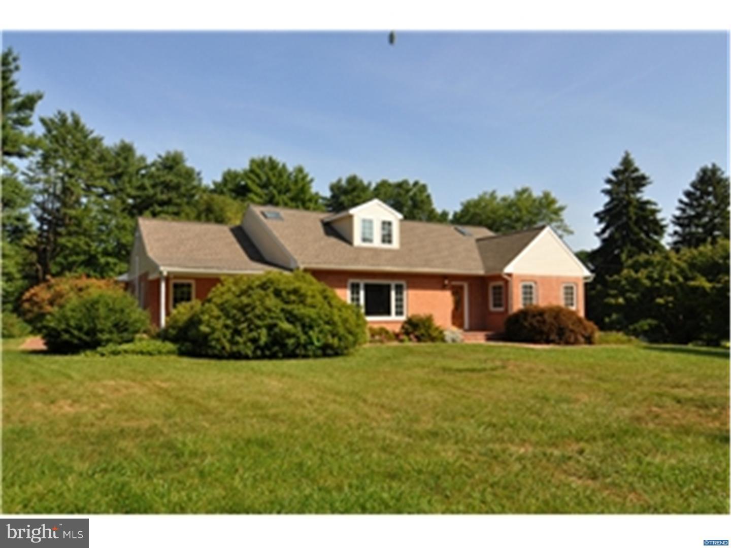 409 Ridge Lane Hockessin, DE 19707 - Photo 1 of 25 Gallery Image 1